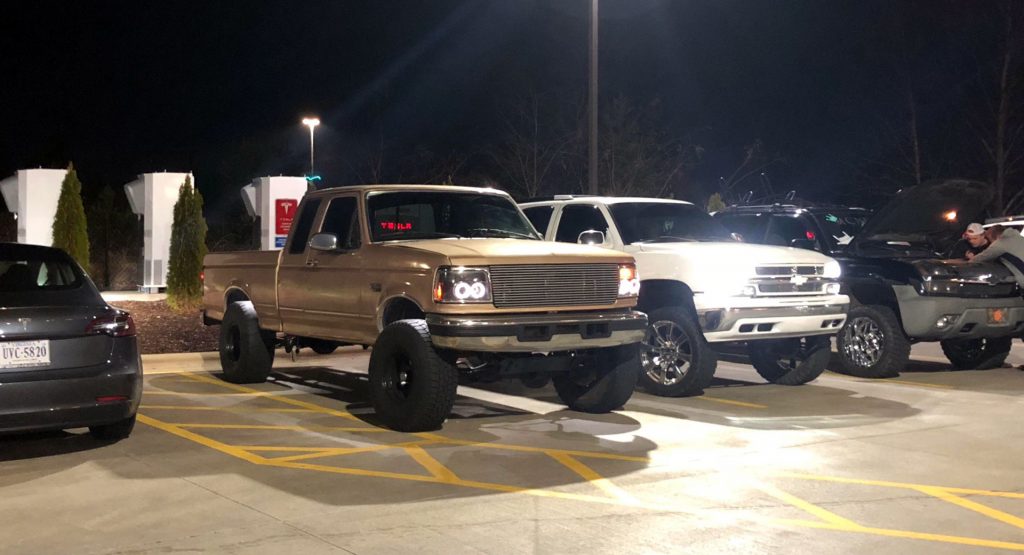  Why Are Truck Owners Blocking Tesla Superchargers Across America?
