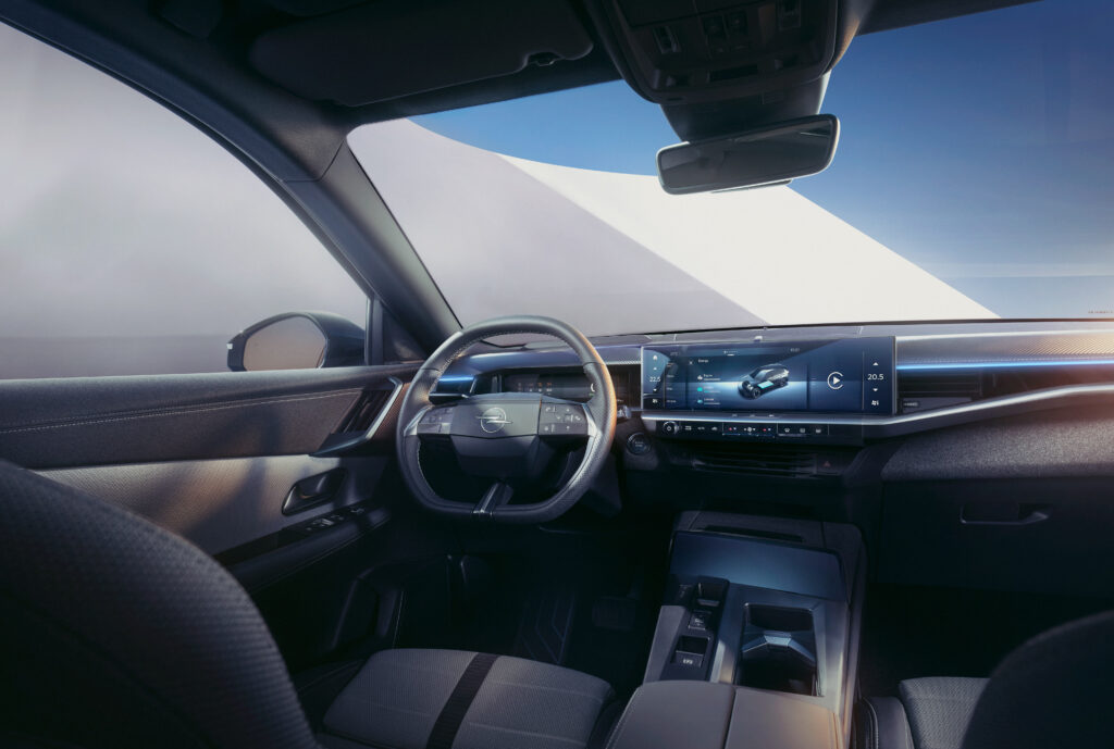 2024 Opel Grandland Grows Up With EV And ICE Options