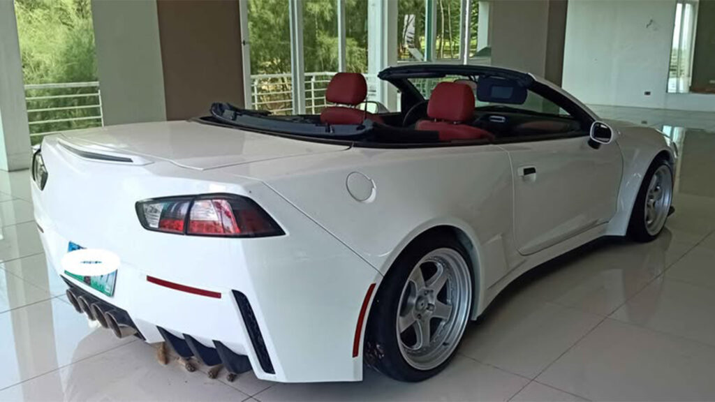Confused Mitsubishi Eclipse Thinks It’s A Corvette